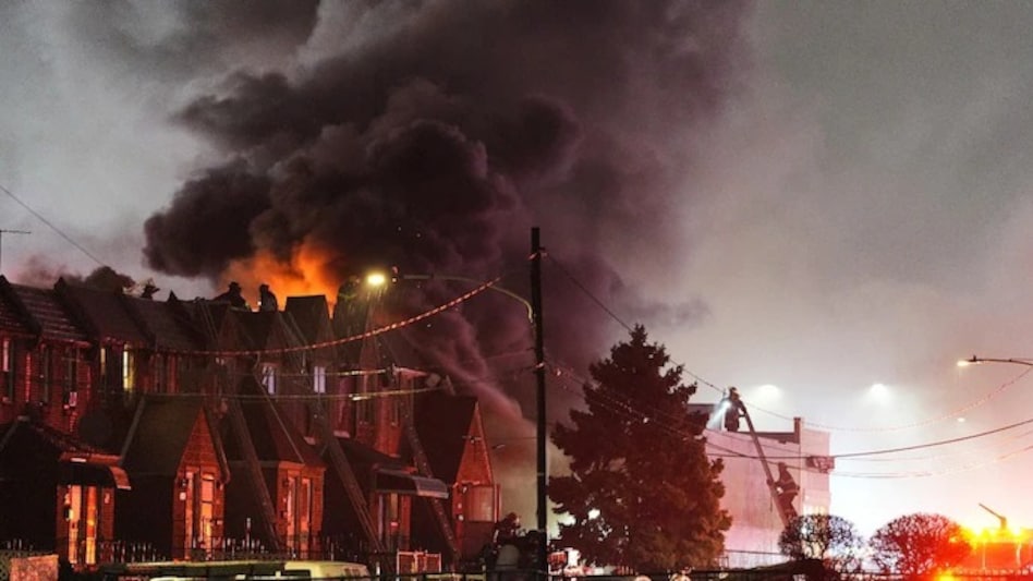 BREAKING : प्लान हादसे से पाइलेट सहित 7 लोगो की मौत BREAKING : प्लान हादसे से पाइलेट सहित 7 लोगो की मौत