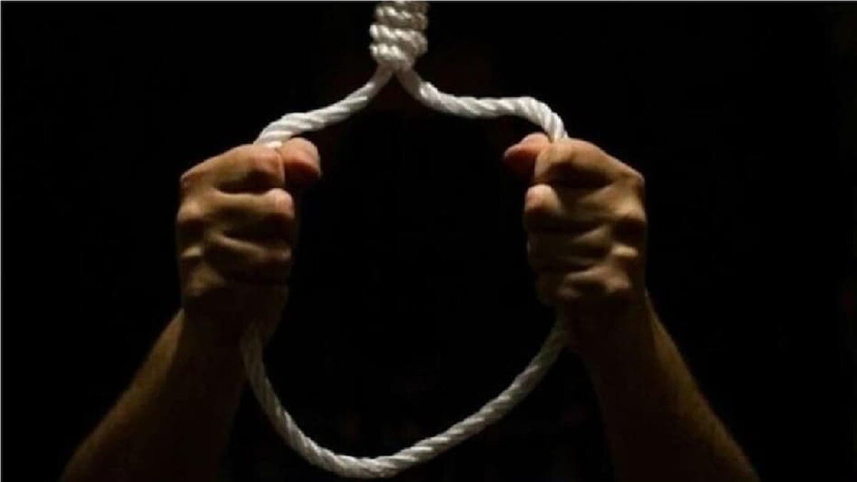 पुलिस के सिपाही ने सरकारी क्वार्टर में लगाई फांसी (सांकेतिक तस्वीर)