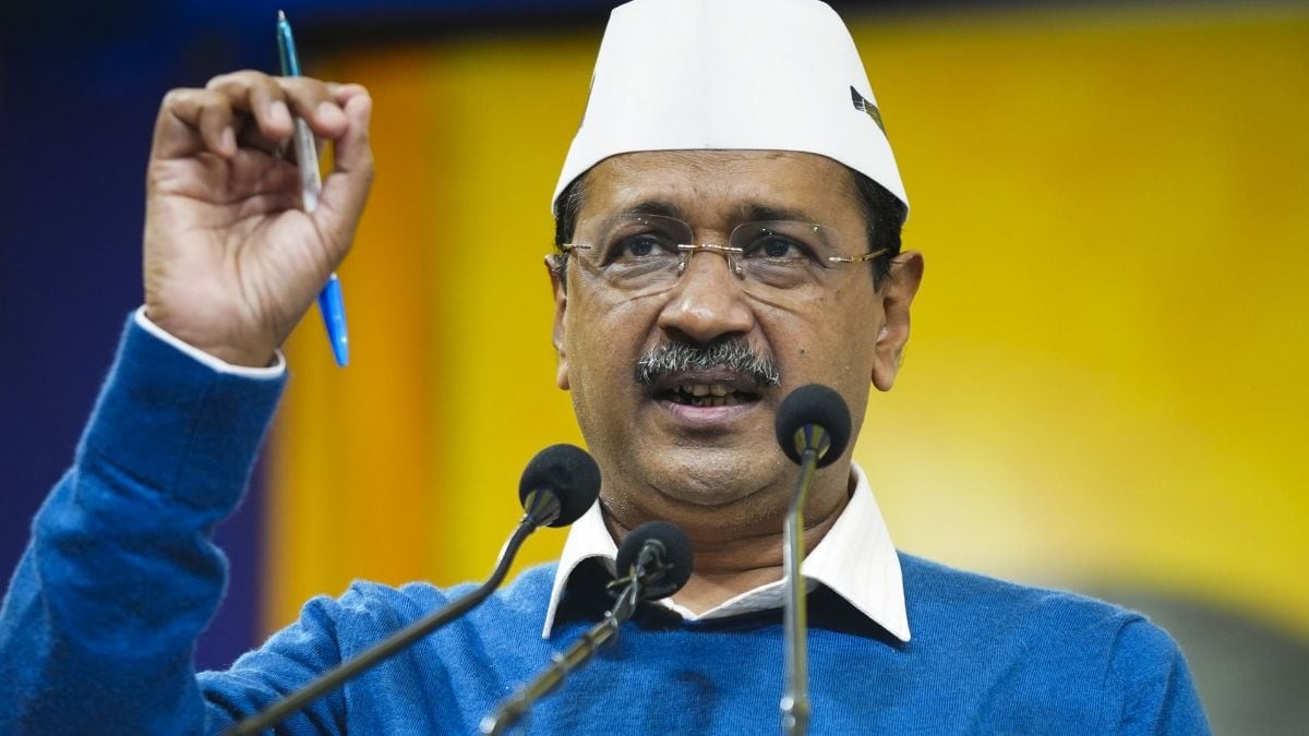 नई दिल्ली विधानसभा चुनाव 2025: नई दिल्ली सीट पर तीसरे राउंड की गिनती में केजरीवाल 343 वोटों से आगे, प्रवेश वर्मा पीछे नई दिल्ली विधानसभा चुनाव 2025: नई दिल्ली सीट पर तीसरे राउंड की गिनती में केजरीवाल 343 वोटों से आगे, प्रवेश वर्मा पीछे