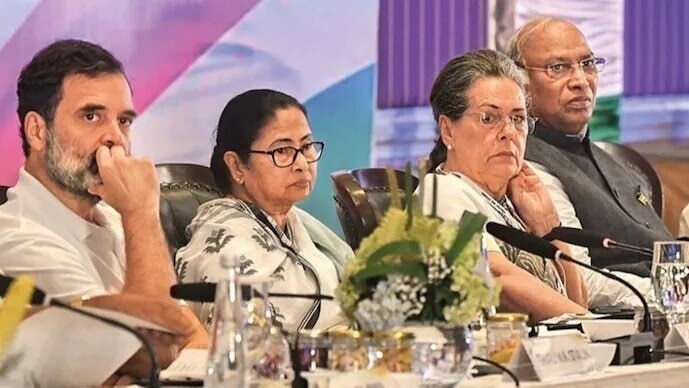 इंडिया ब्लॉक में फिर छिड़ी नेतृत्व पर बहस