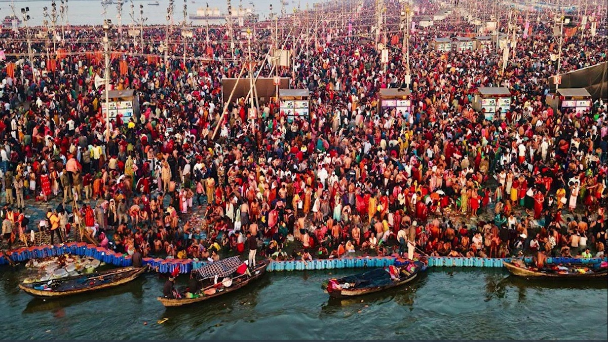 प्रयागराज महाकुंभ में वीकेंड पर उमड़ रही सबसे ज्यादा भीड़