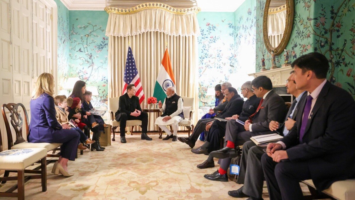 पीएम मोदी और एलन मस्क. 