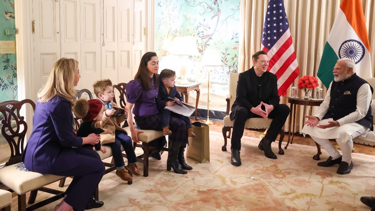 एलन मस्क से मिले पीएम मोदी
