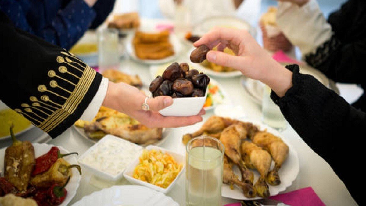 Ramadan 2025: दिल्ली, मुंबई, लखनऊ, पटना समेत इन बड़े शहरों में 8 मार्च का सहरी और इफ्तार टाइमिंग