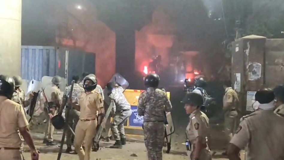 नागपुर हिंसा.