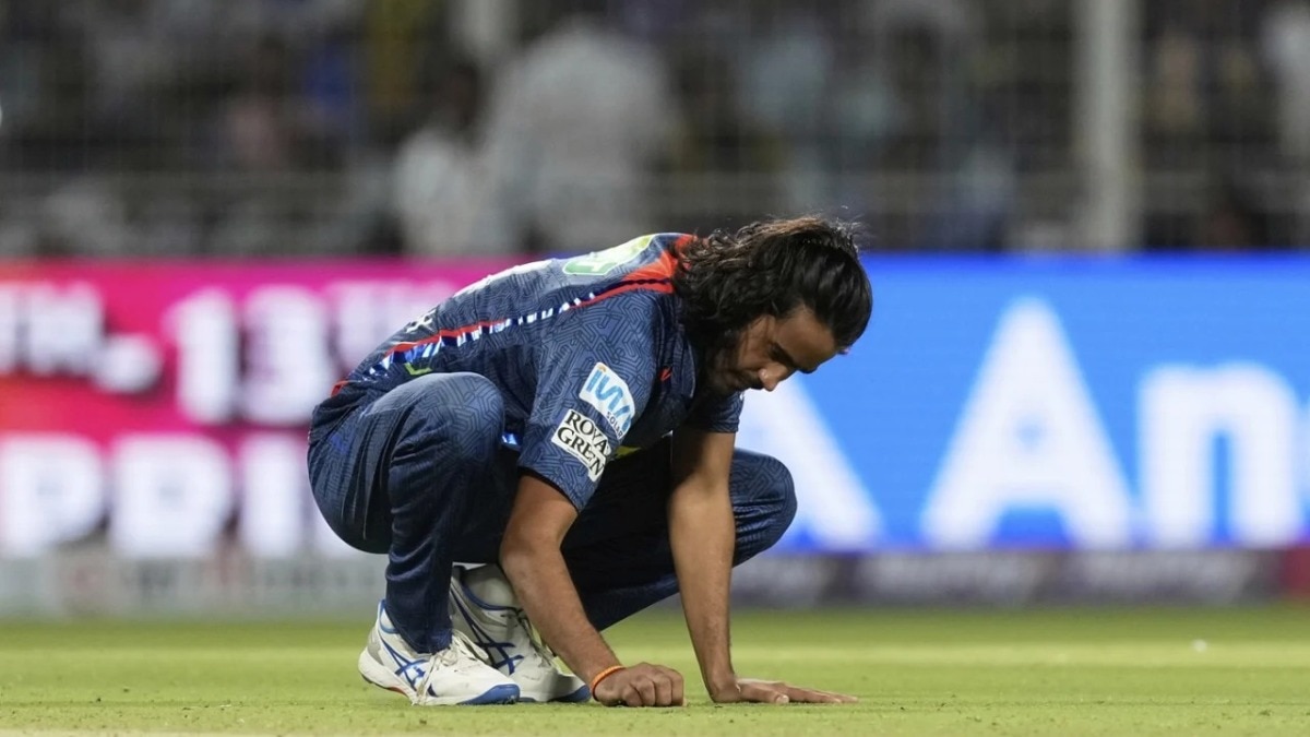 BCCI के एक्शन के बावजूद बाज नहीं आ रहे दिग्वेश राठी, नरेन को आउट करने के बाद फिर किया 'अजीब' सेलिब्रेशन