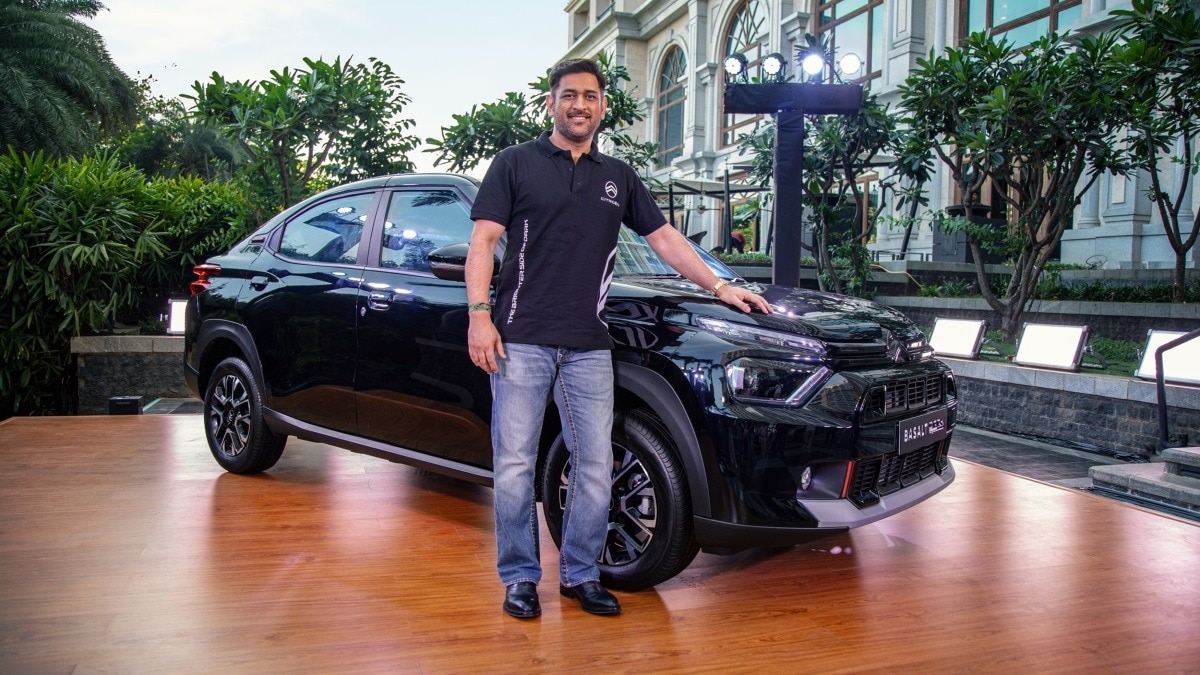 Mahendra Singh Dhoni with Citroen Dark Edition