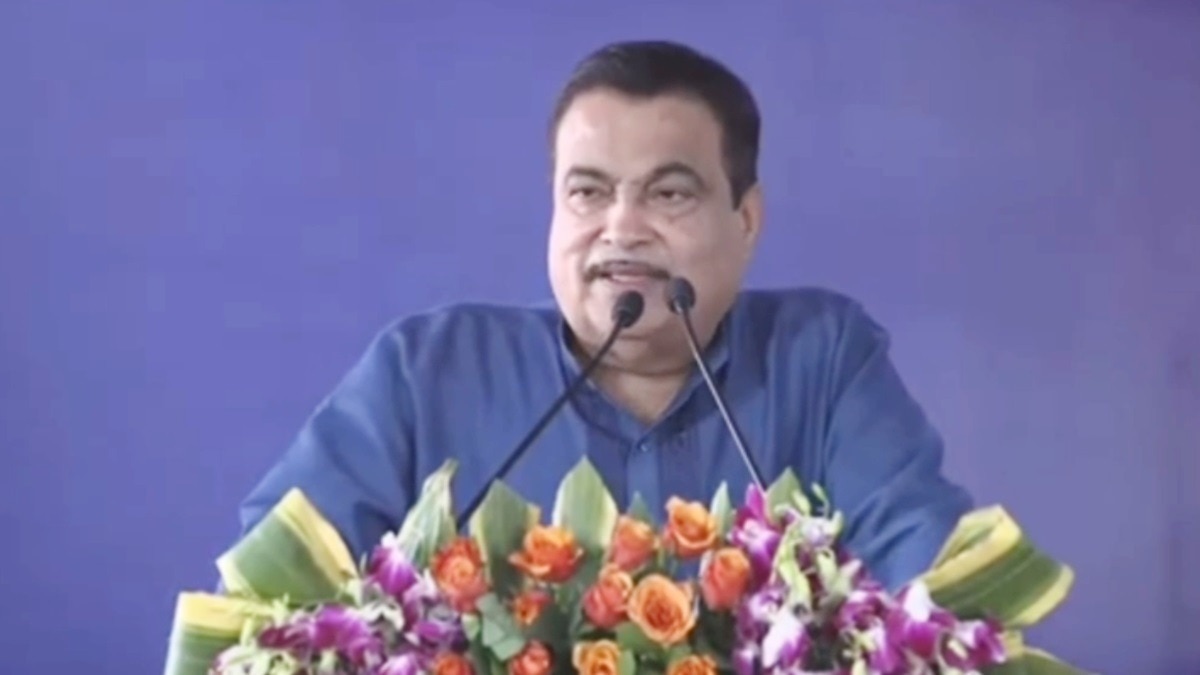 केंद्रीय मंत्री नितिन गडकरी ने बदनावर-उज्जैन फोरलेन का उद्घाटन किया.