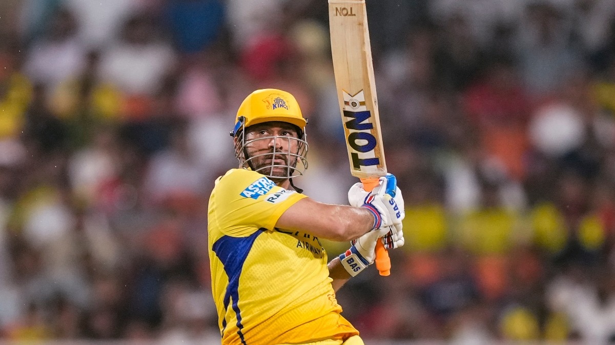 MS Dhoni, IPL 2025: धोनी फिर बने चेन्नई सुपर किंग्स के कप्तान, ऋतुराज गायकवाड़ आईपीएल से बाहर