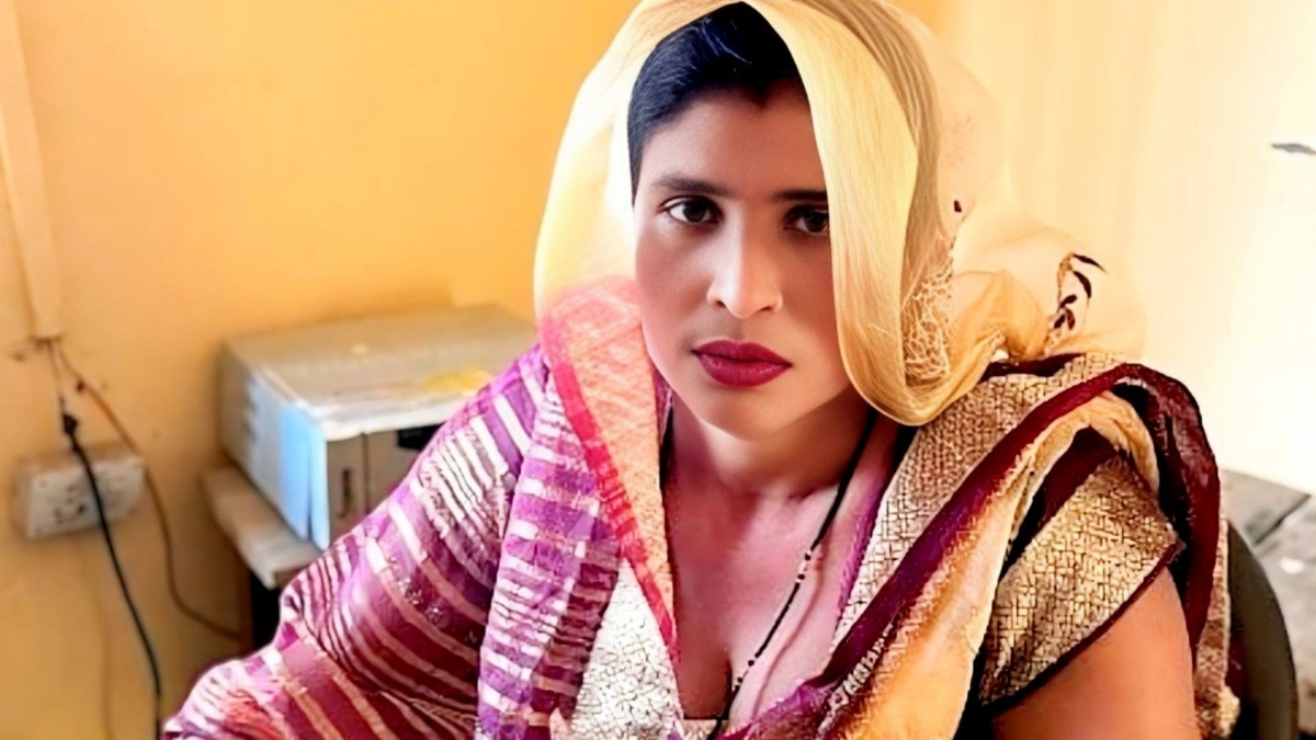 अनीता देवी अपने दामाद के साथ शादी करने की जिद पर अड़ गई हैं 