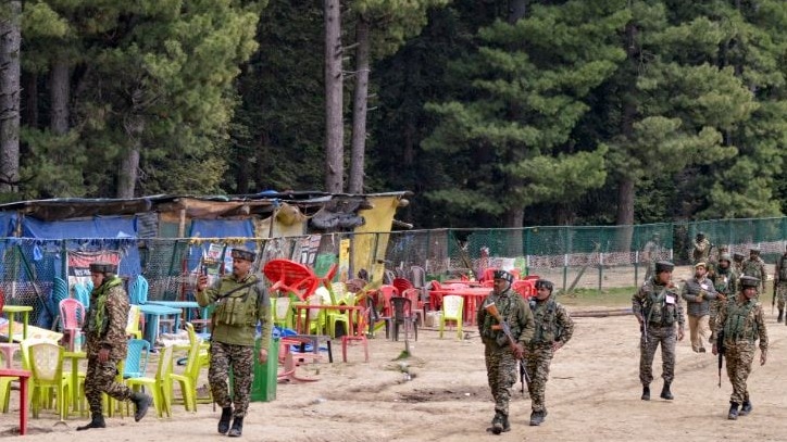 पहलगाम आतंकी हमले में कई लोगों की जान चली गई