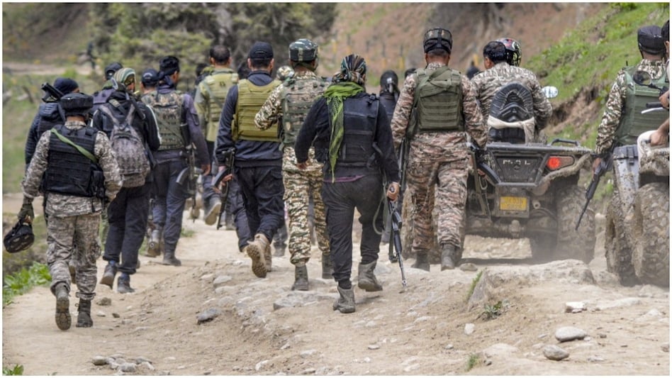 14 चेहरे, मिशन सफाया...', जम्मू कश्मीर में आतंकियों की उलटी गिनती शुरू, एजेंसियों की हिट लिस्ट में ये नाम - Intelligence Agencies prepare hit list of 14 Local terrorists in ...