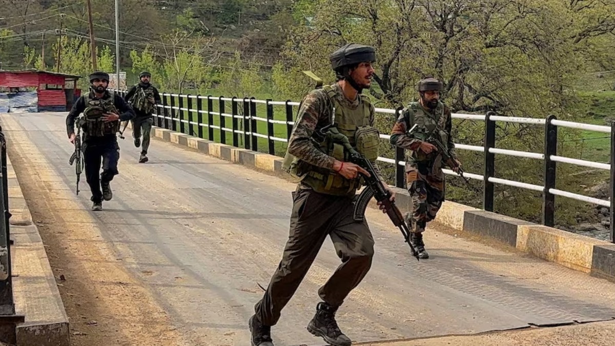भारतीय सेना के जवान (फाइल फोटो-पीटीआई)