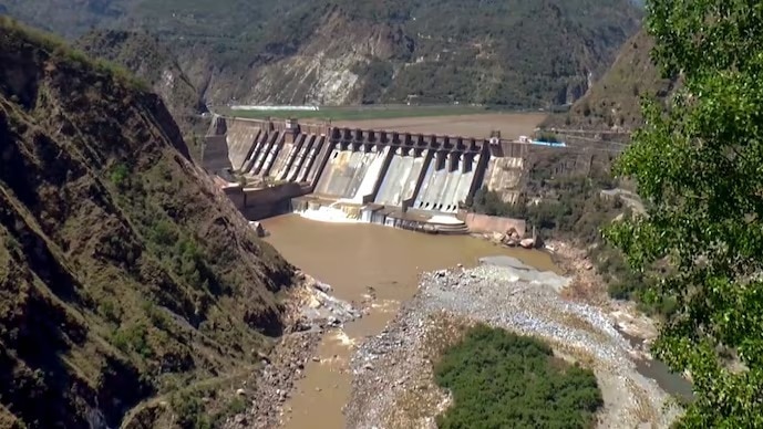 भारत ने बगलिहार बांध से रोका चिनाब नदी का पानी, पाकिस्तान से तनाव के बीच एक और कड़ा फैसला