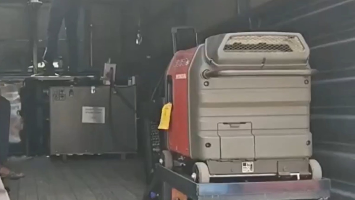 India-Pak Tension: वॉर इमरजेंसी के बीच दिल्ली पुलिस मुख्यालय पर आ गया LRAD सिस्टम, तुरंत मिलेगी लोगों को हमले की वॉर्निंग