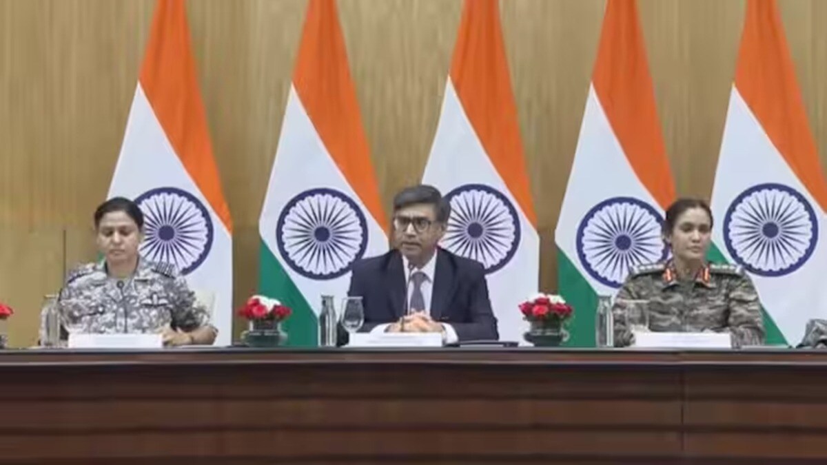 Vikram Misri Press Conference - 'आतंकियों को राजकीय सम्मान देना शायद पाकिस्तान में पुरानी परंपरा...', विदेश सचिव विक्रम मिसरी ने घेरा - Pakistan Giving state honours to ...