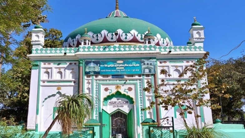 बहराइच के बाद बाराबंकी में भी सैयद सालार साहू गाजी की दरगाह पर नहीं लगेगा मेला, पुलिस ने परमिशन देने से किया इनकार