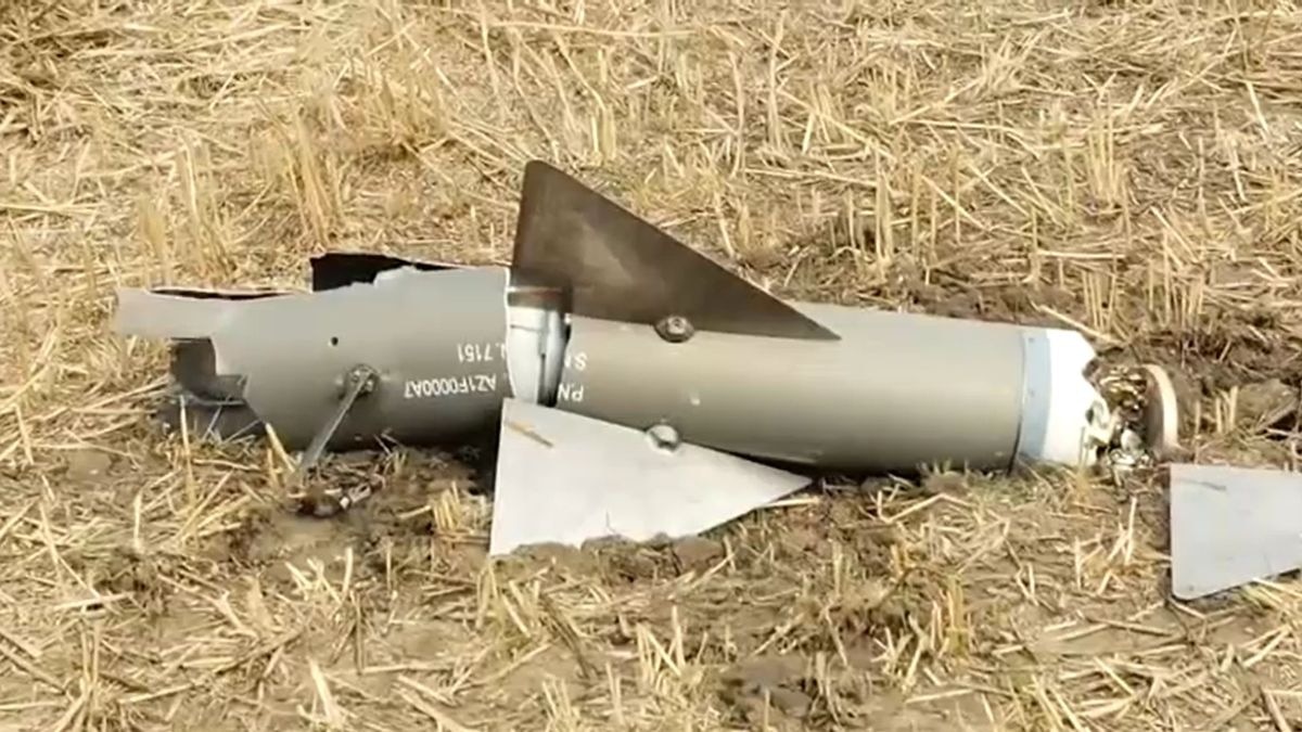 जालंधर में मिला मिसाइल का टुकड़ा. (Screengrab)