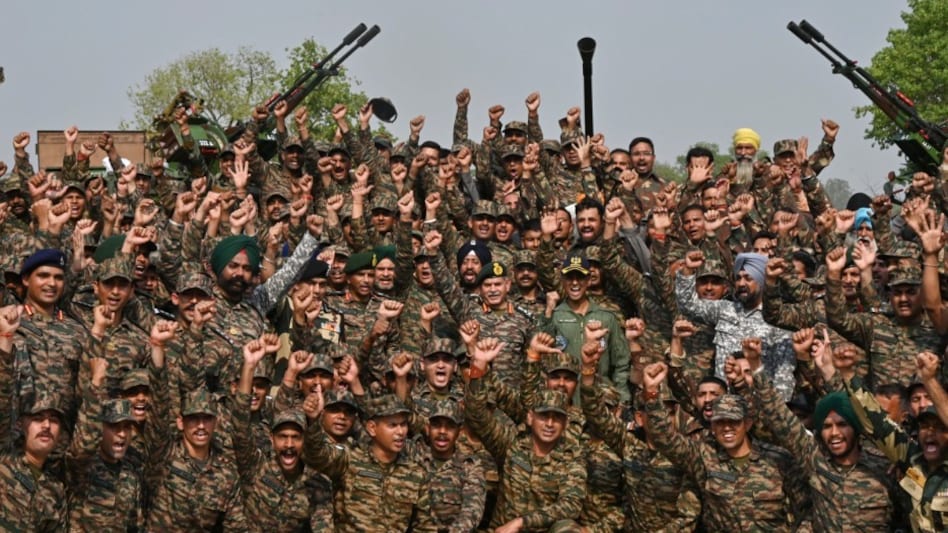 इंडियन आर्मी (तस्वीर: PTI)