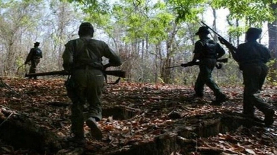 छत्तीसगढ़ के नारायणपुर में सुरक्षा बलों और नक्सलियों के बीच मुठभेड़