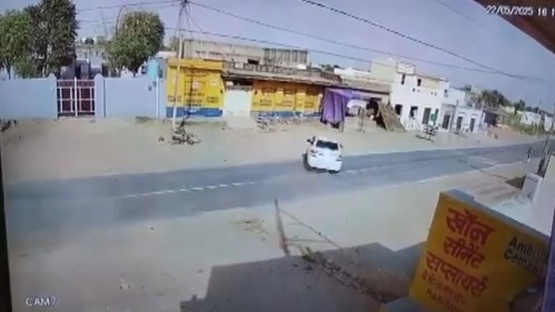 झुंझुनूं में सड़क हादसा.