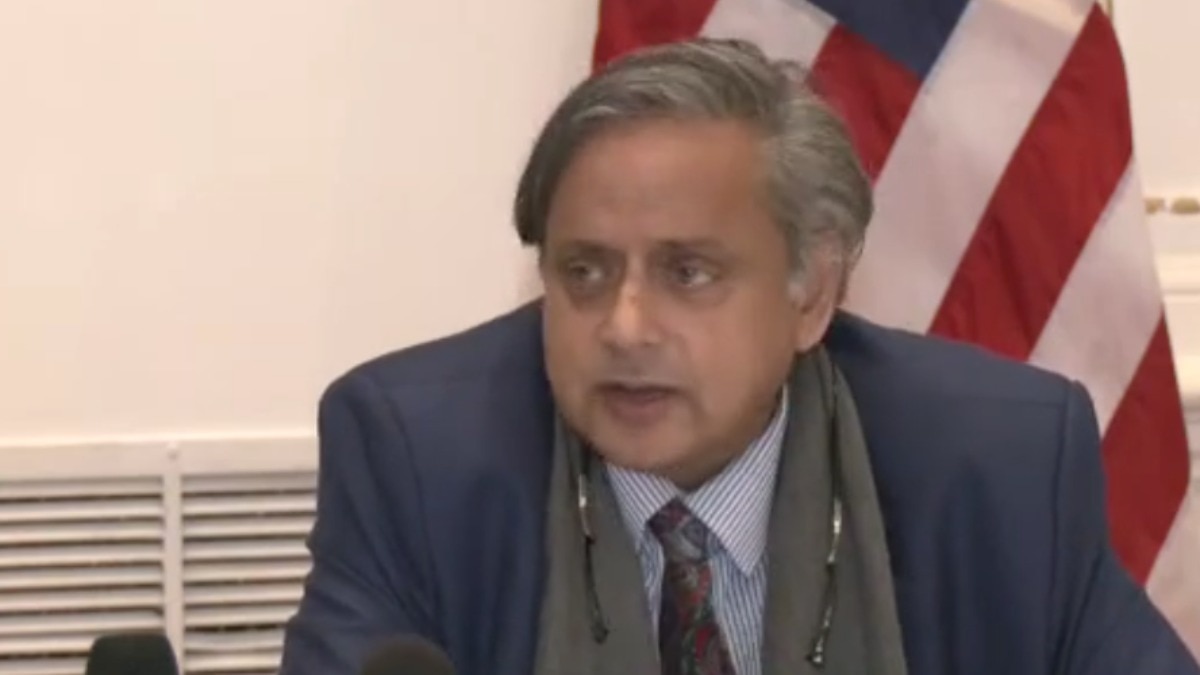 कांग्रेस सांसद शशि थरूर ने कहा कि भारत आतंकवाद को बर्दाश्त नहीं करेगा (फोटो क्रेडिट - ANI)