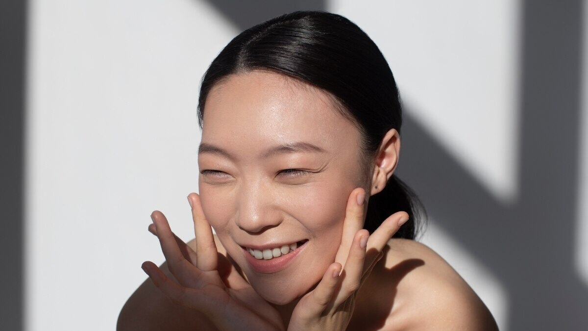 बुढ़ापे में भी पाना चाहते हैं दमकती स्किन और बाल? कोरियन महिला ने बताया सीक्रेट