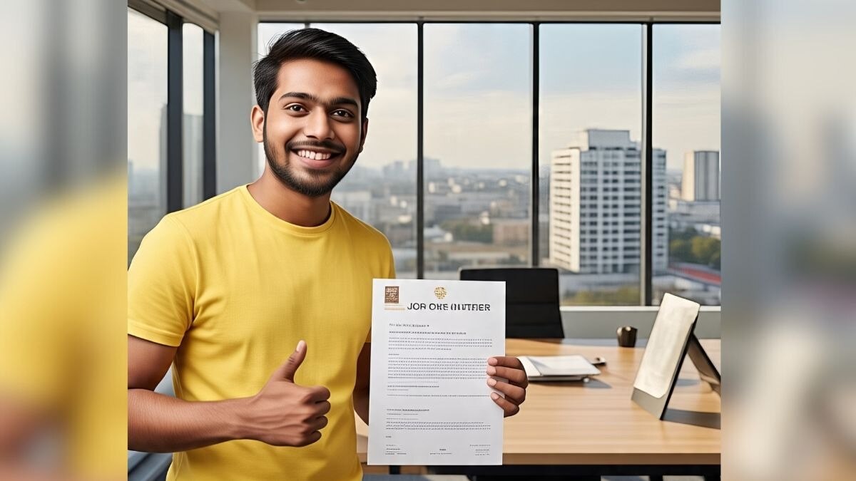 दिल्ली के युवक का दावा - पहली ही जॉब छोड़ने पर 39 लाख रुपये की मिली हाइक, लोग मांग रहे टिप्स