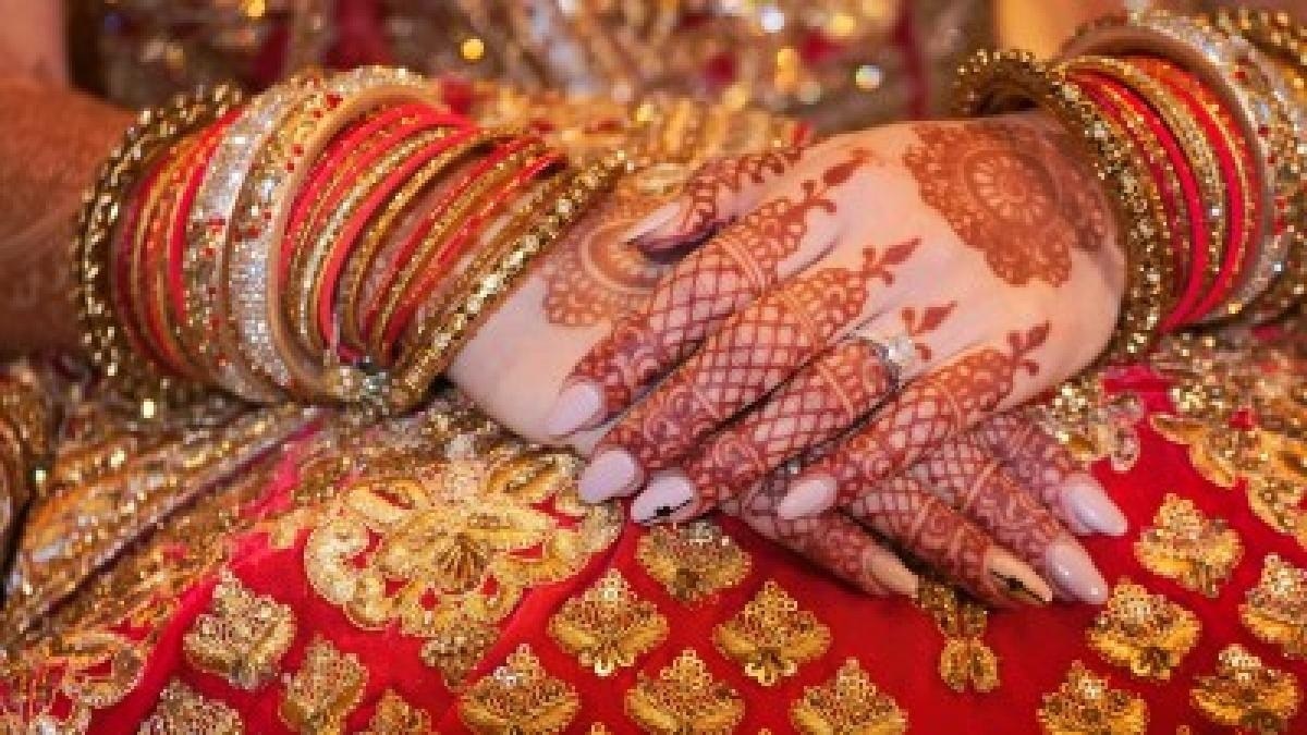 symbolic image of bride