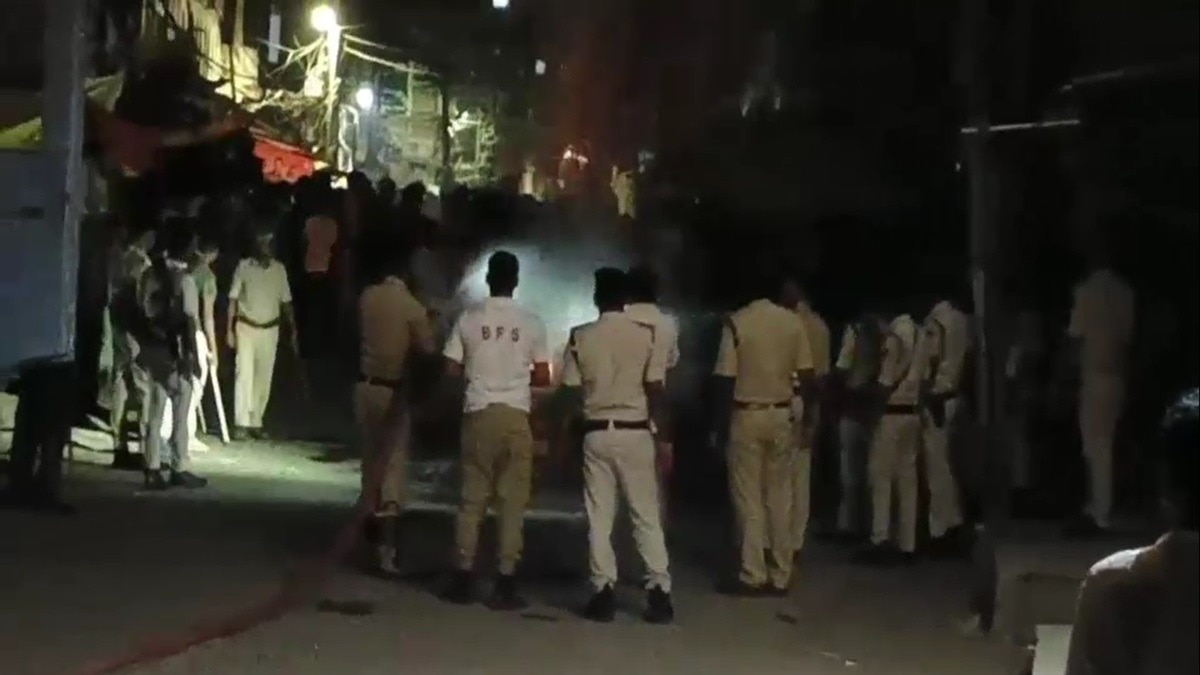 छपरा में अज्ञात बदमाशों ने दो लोगों को मारी गोली