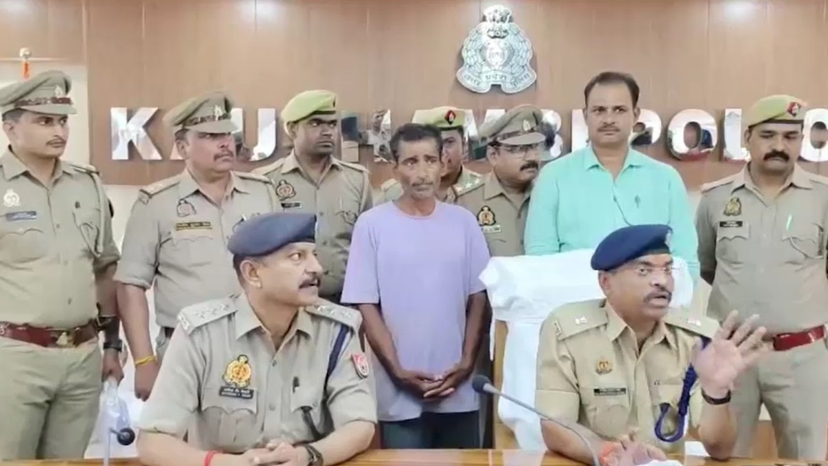 आरोपी के साथ प्रेस कॉन्फ्रेंस कर घटना की जानकारी देती पुलिस