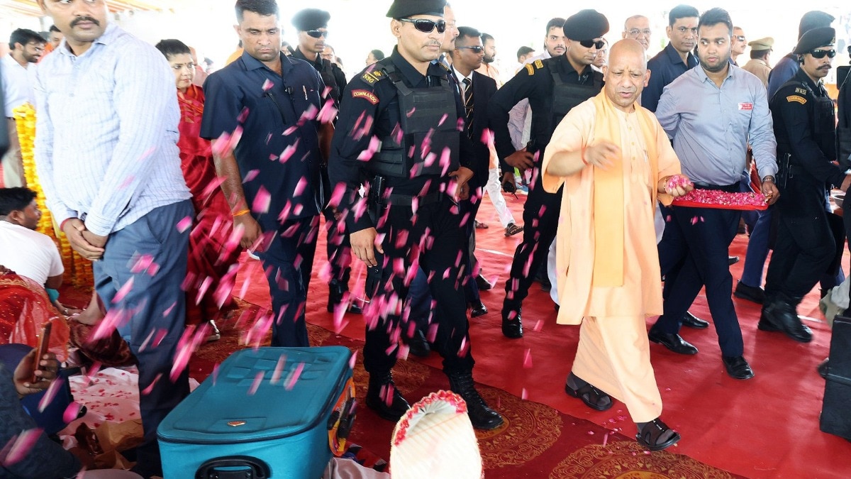 CM Yogi in mass marriage ceremony