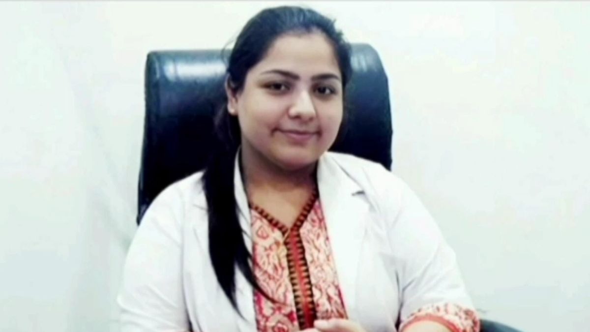 अनुष्का तिवारी. (File)