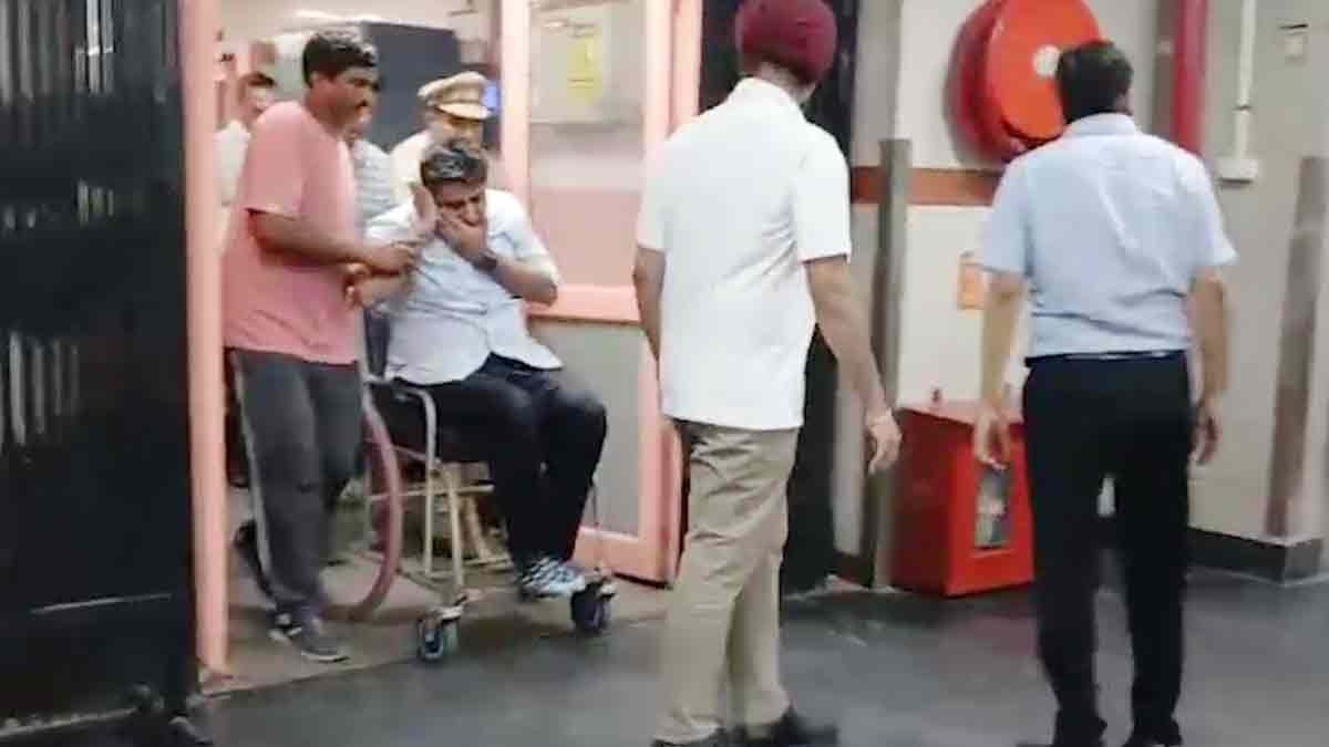 Video of IRS gaurav Garg with wheelchair,hospital staff taking him to ward.