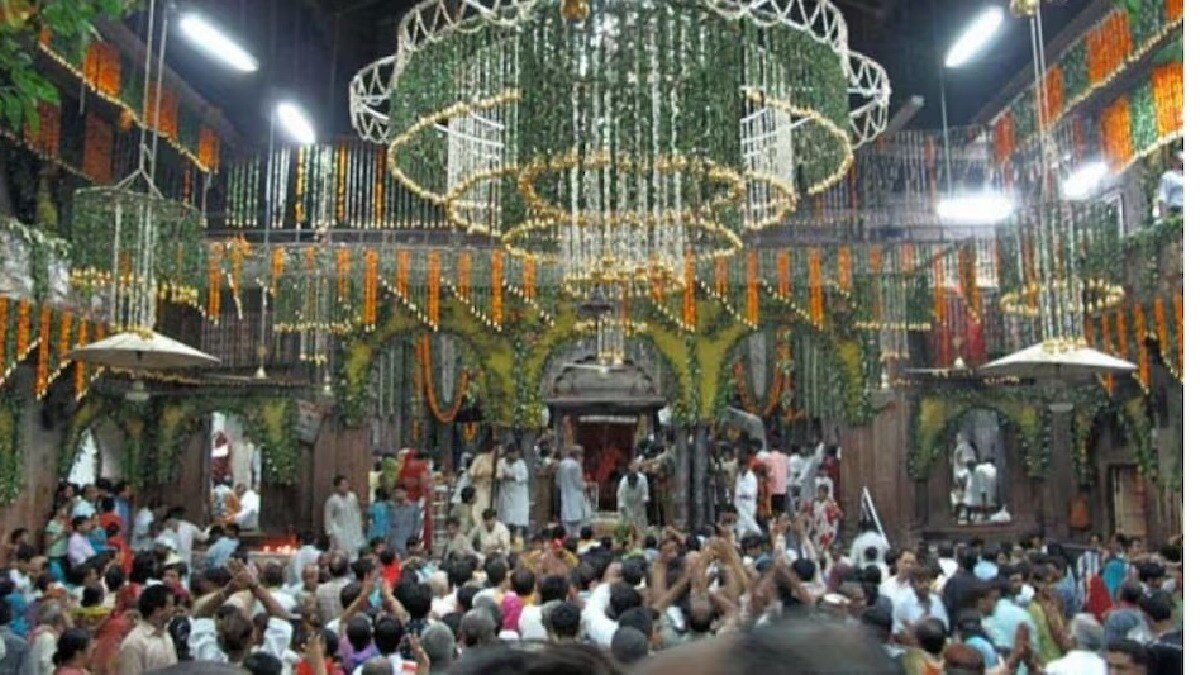 वृंदावन में स्थिति बांके बिहारी मंदिर