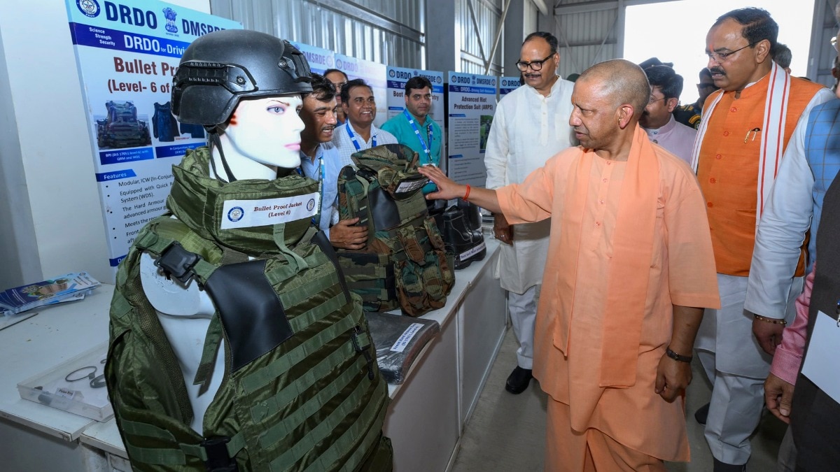 डिफेंस कॉरिडोर में तेजी से विकास के लिए योगी सरकार ने बढ़ाया कदम ( फोटो क्रेडिट - पीटीआई)