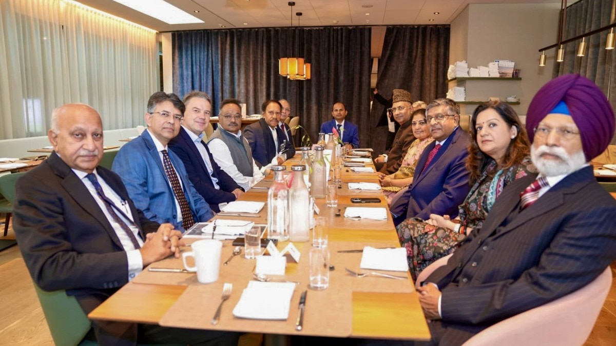 डेनमार्क में पाकिस्तानी समर्थकों ने भारतीय प्रतिनिधिमंडल को लेकर मचाया हंगामा (फोटो क्रेडिट - पीटीआई)