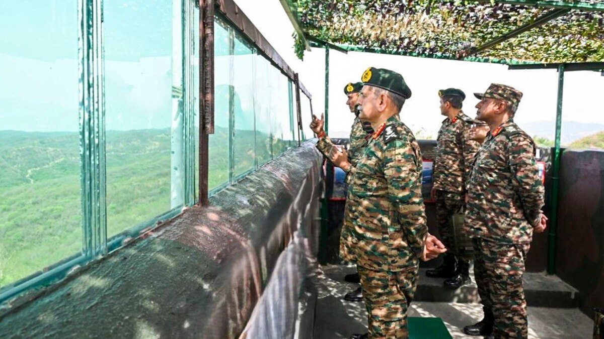 आत्मनिर्भर भारत की दिशा में सेना का बड़ा कदम (फोटो क्रेडिट - पीटीआई)