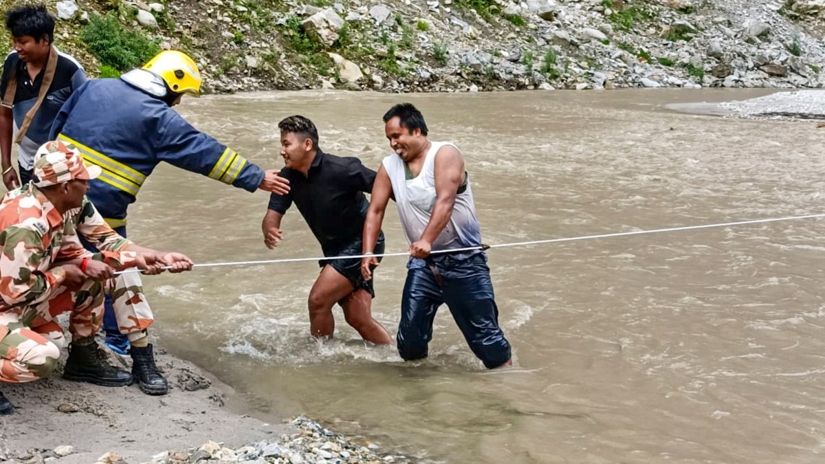 More than 500 tourists stranded in Sikkim (Photo Credit - PTI)