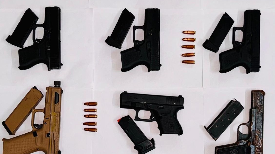 पंजाब में इंटरनेशनल हथियार तस्करी गिरोह का भंडाफोड़, 8 विदेशी पिस्टल के साथ तीन गिरफ्तार