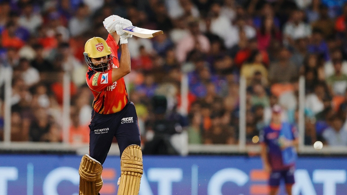 पंजाब ने मुंबई को 5 विकेट से हराया.