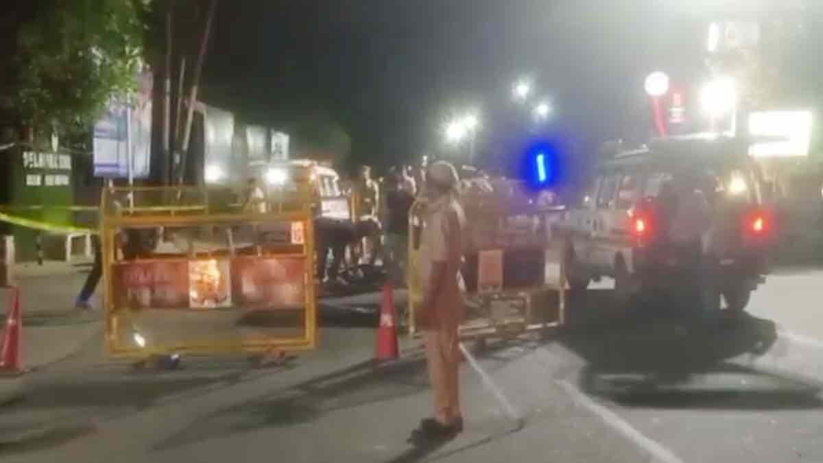 In Road Accident Two Bikers Died 