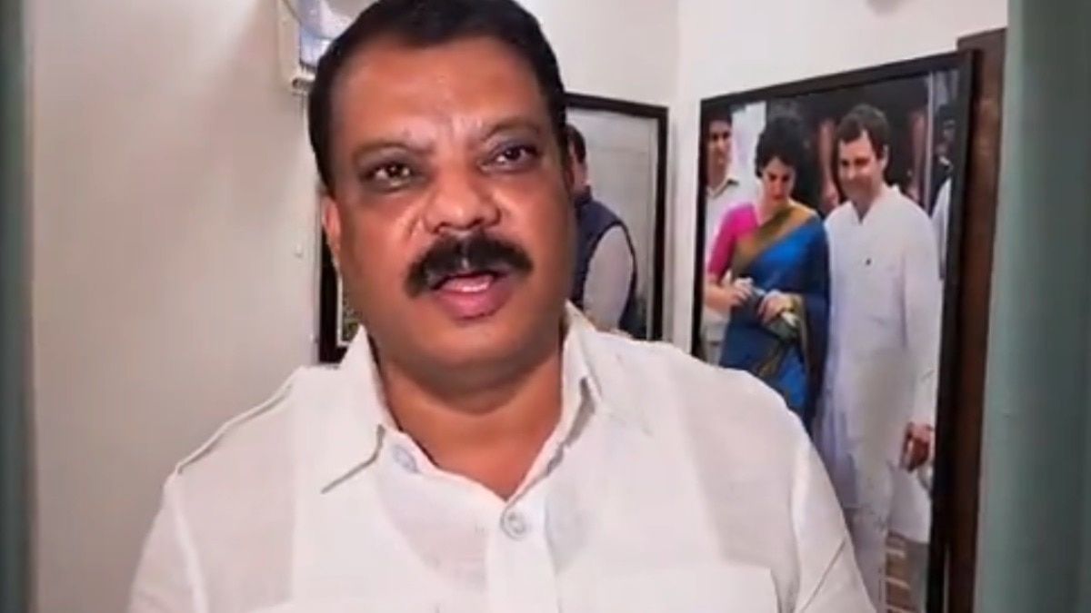 Umang Singhar raised questions on police recruitment.