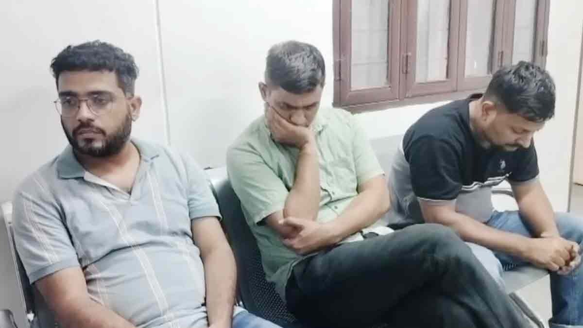 Police arrested a vicious gang of fraudsters 