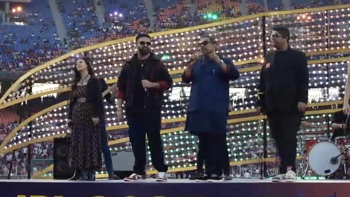 IPL 2025 Closing ceremony: 'ऑपरेशन सिंदूर' के नाम रही IPL की क्लोजिंग सेरेमनी, देशभक्ति गीतों पर झूमे फैन्स