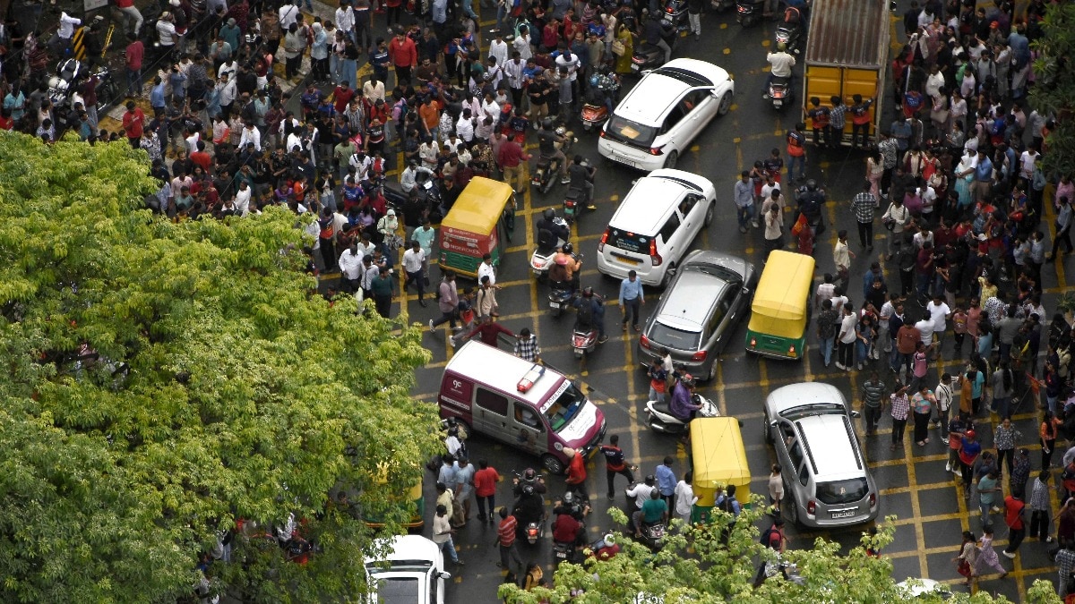 बेंगलुरु भगदड़ (तस्वीर: रॉयटर्स)