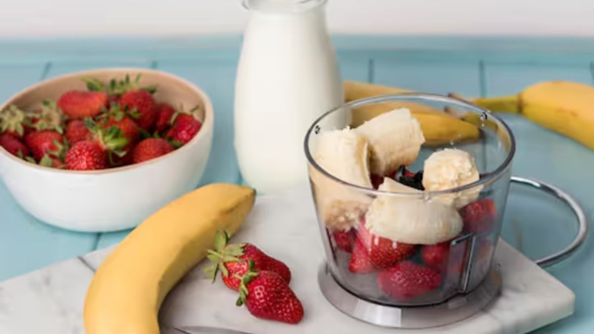 दूध और फल