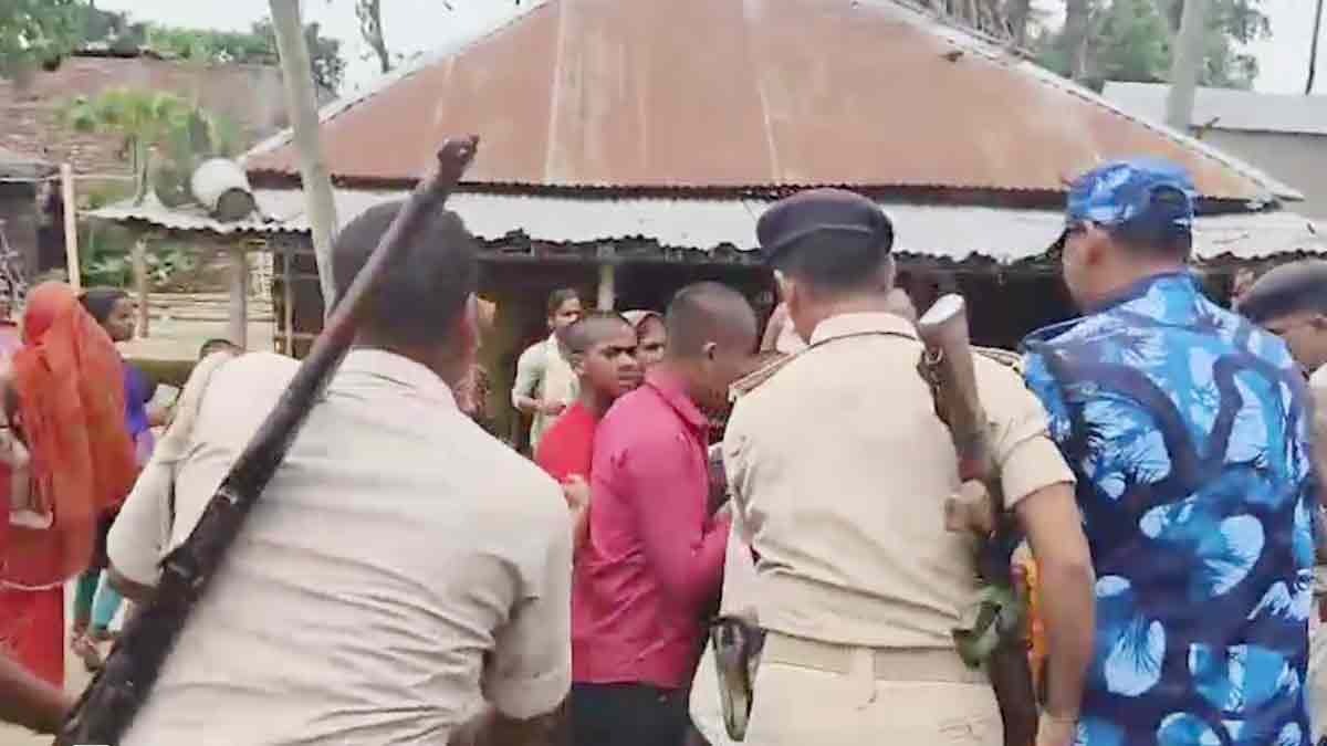  Police attacked while trying to remove encroachment