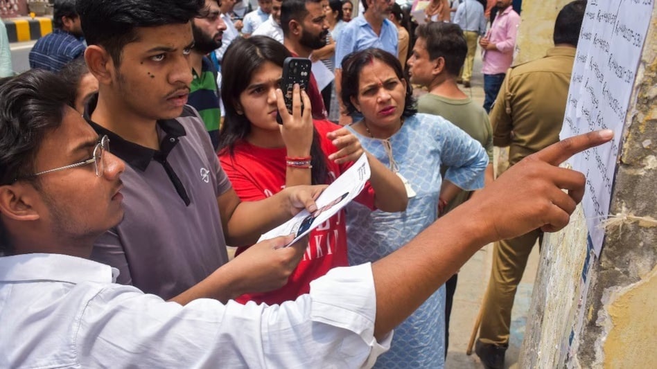 upsc cse prelims 2025 result - कब जारी होगा UPSC CSE प्रीलिम्स 2025 का रिजल्ट? ये हो सकती है तारीख - UPSC CSE Prelims 2025 Result Expected Soon Check Attempt Limit for Candidates pvpw - AajTak