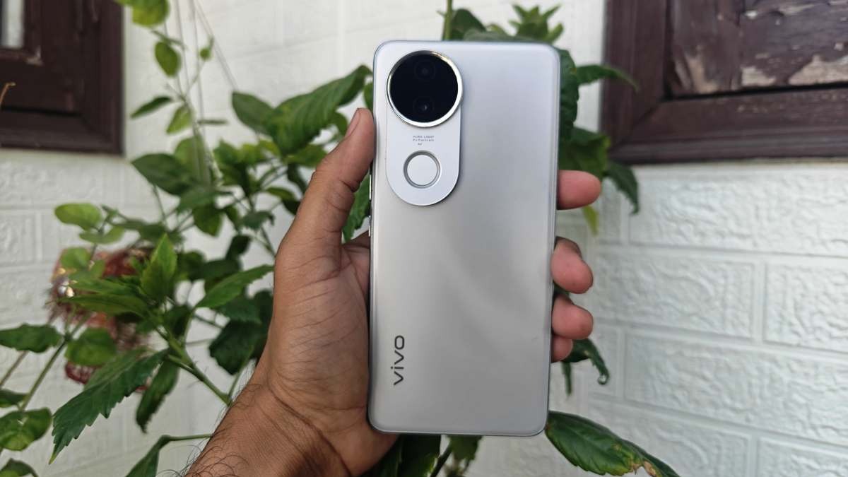 Vivo V50e
